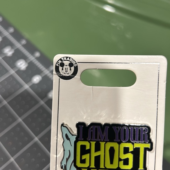 Disney Pin - I AM YOUR GHOST HOST Disney Collection Pin Trading Pin - Picture 4 of 5